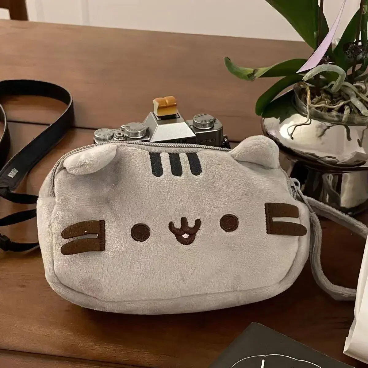 Uroczy piórnik Pusheen, kreskó – Travel Accessories Pouch recenzja i cena
